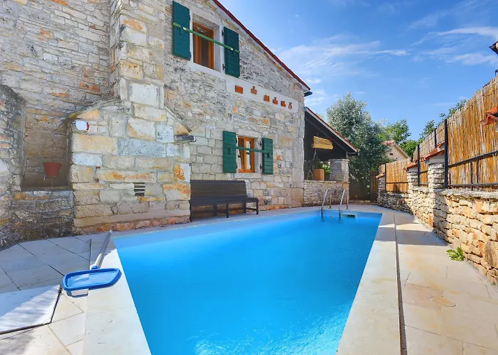 Prázdninový dům Dani *