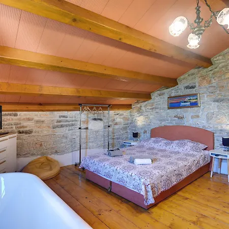 Holiday home Dani