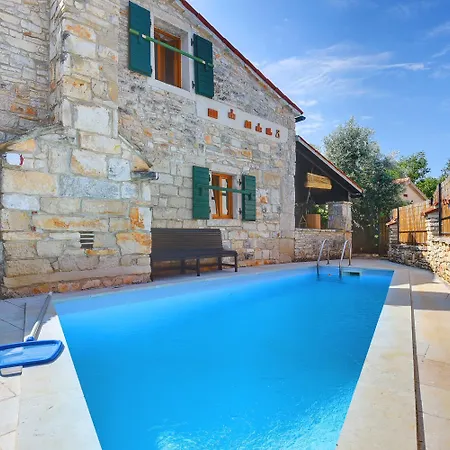 Holiday home Dani *